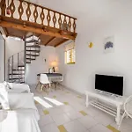 Amarelo T1 Apartament *