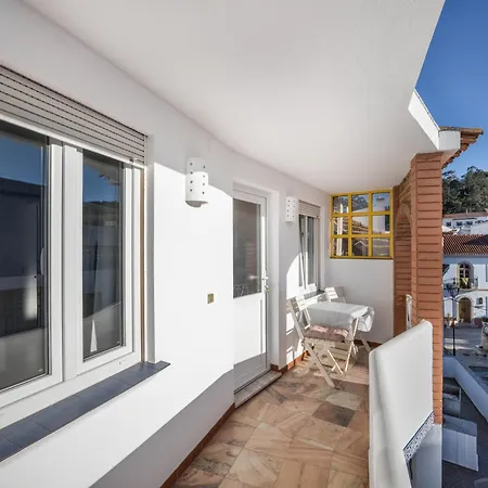 Apartament Amarelo T1 Odeceixe