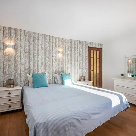 アパート Amarelo T1