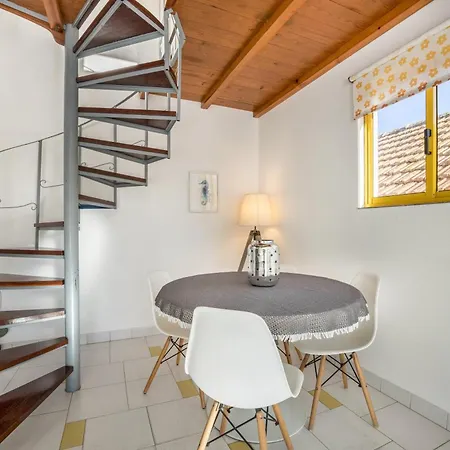 Amarelo T1 Odeceixe